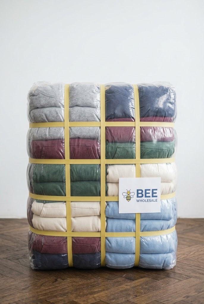 Box de sweats vintage de marque Bee Wholesale, vue de face
